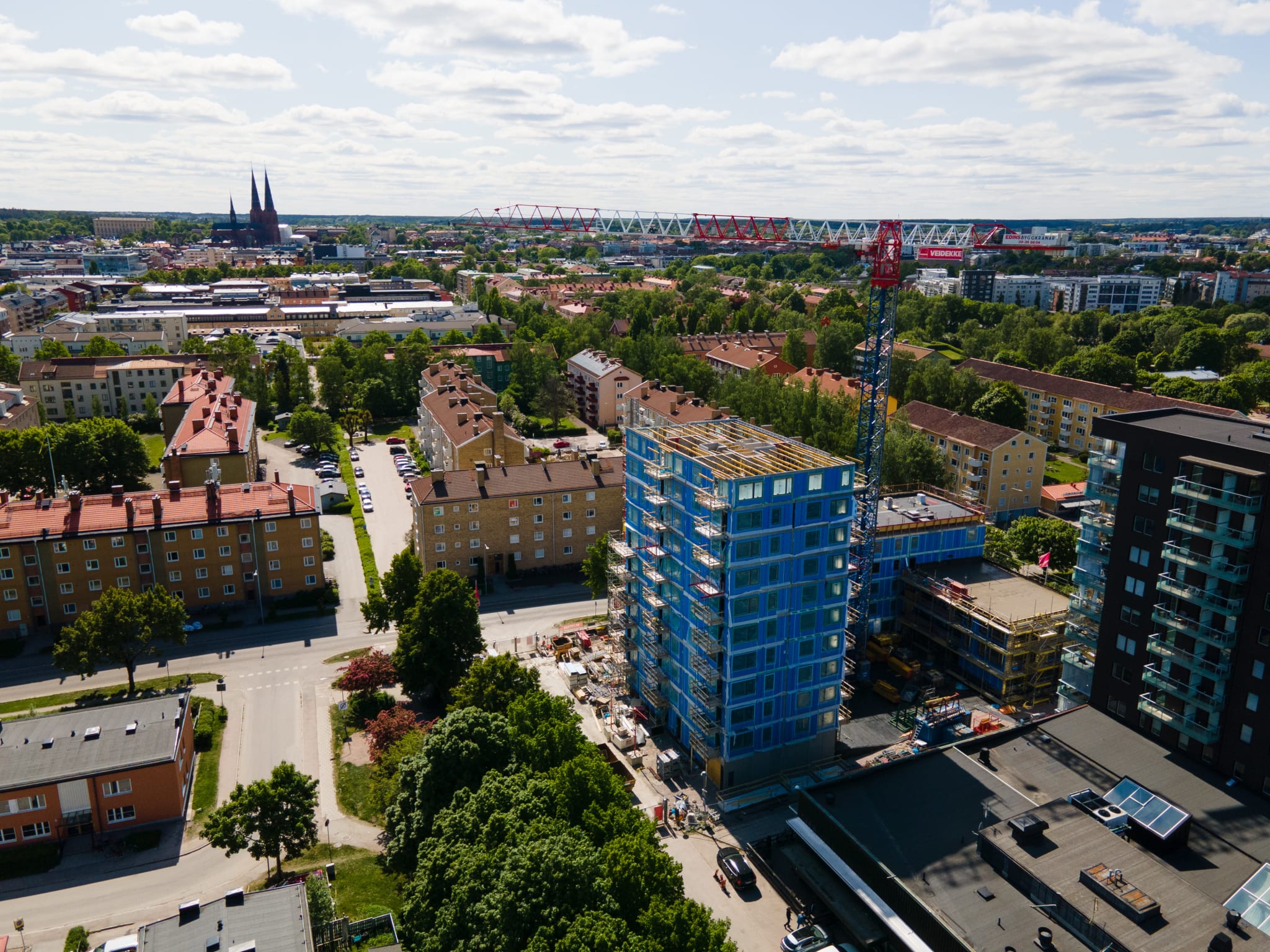 Drönarvy över Skiffertornet juni 2023