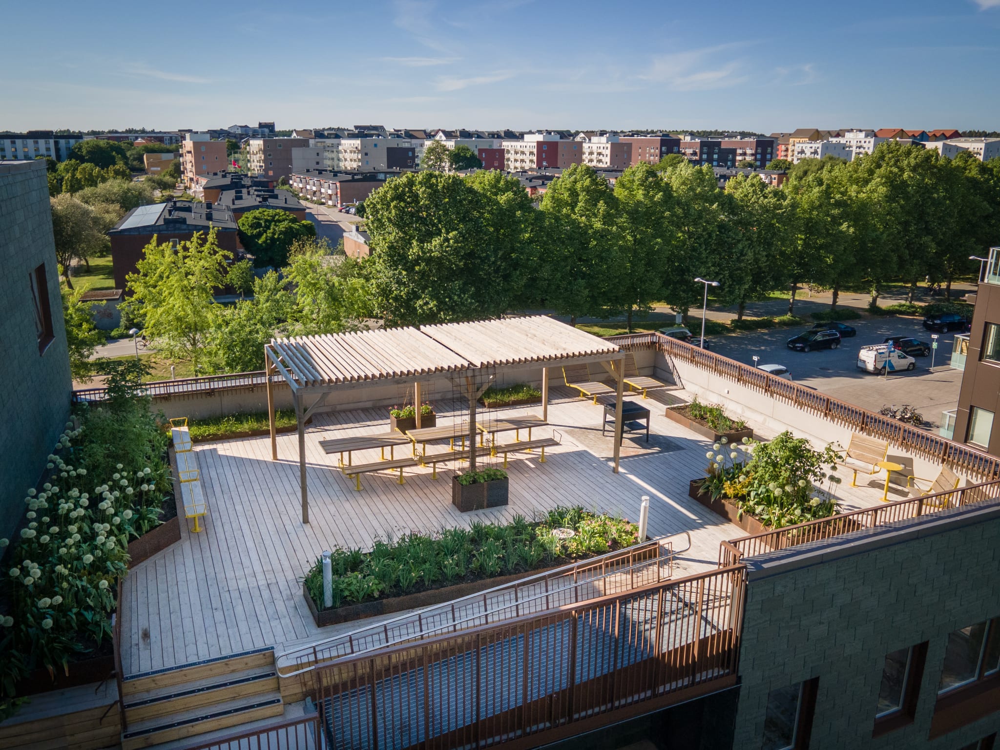 Den gemensamma takterrassen