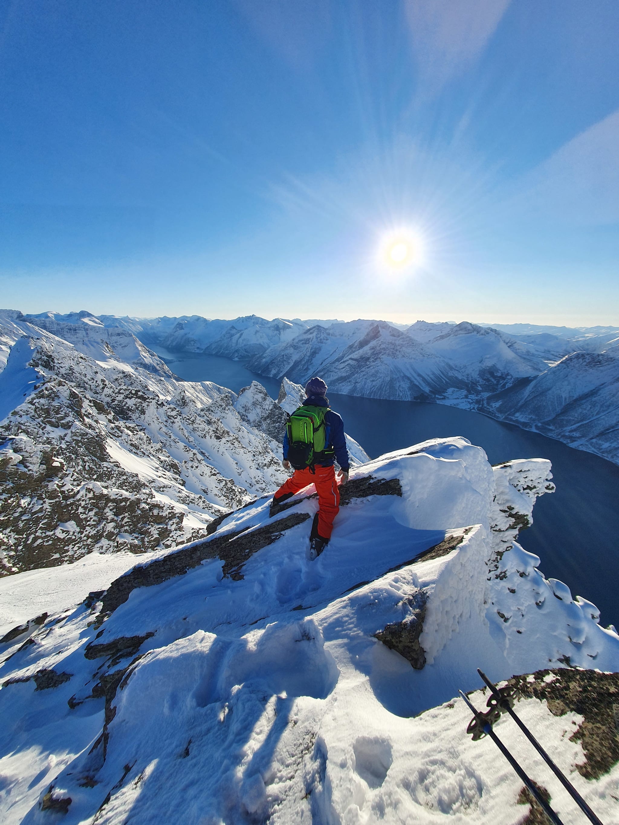 Sunnmørsalpane - berre ein kort køyretur frå Stryn.