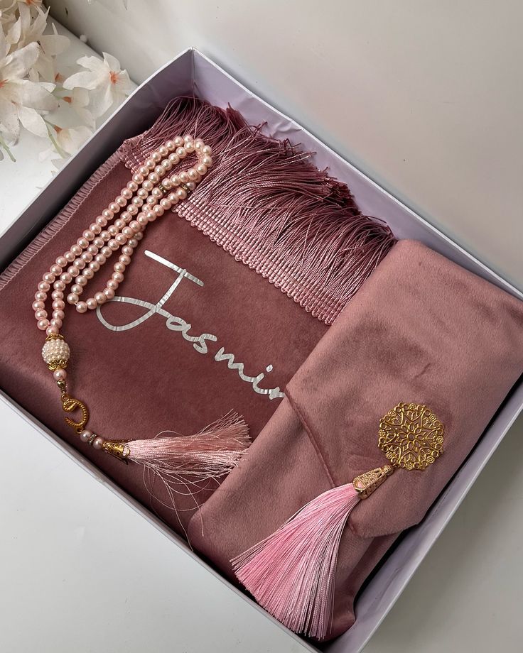 This week packages SwIPE___#sanaish #giftbox….jpg