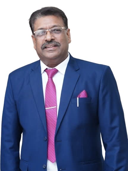 Professor Oubaid Simon Kamal