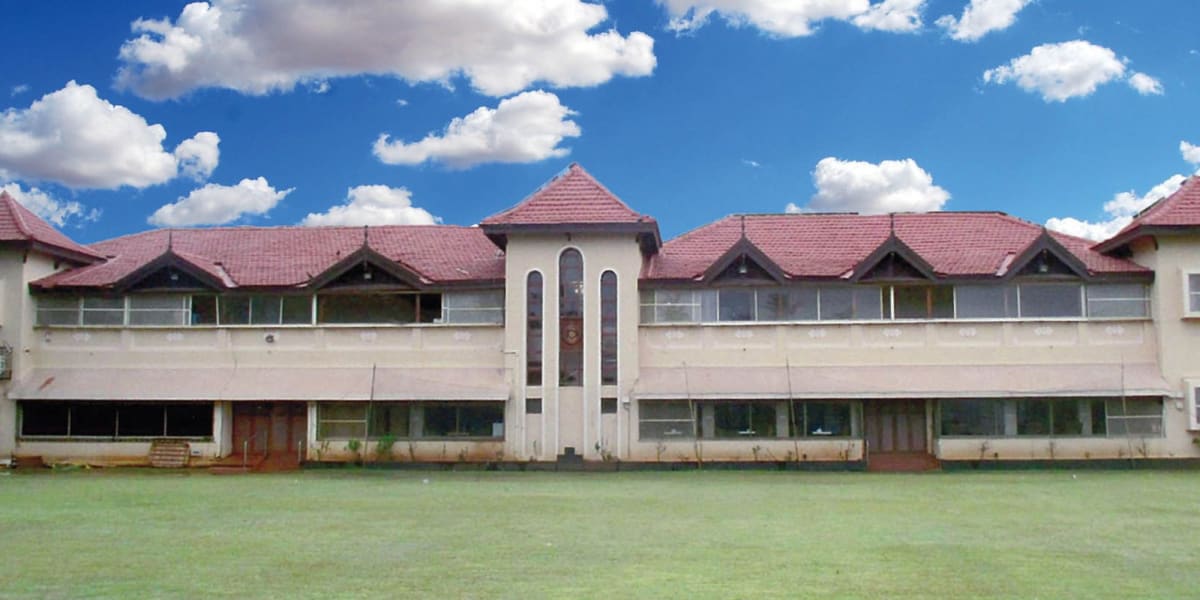 Picture of Parsee Gymkhana, Bombay by Parsee Gymkhana