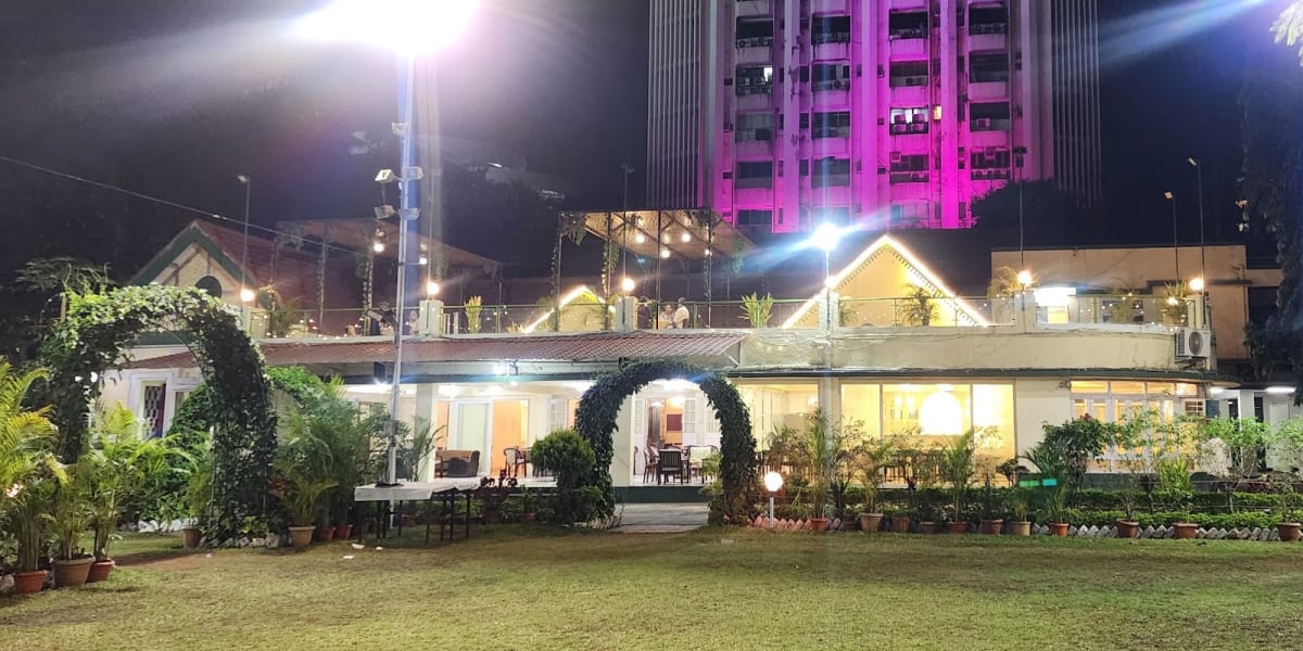 Picture of PVM Gymkhana & Gymnasium by Khojasteh Dastoor