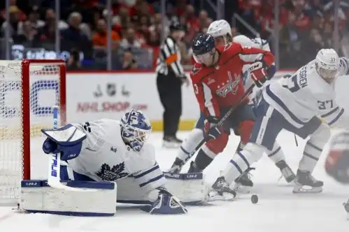 Washington Capitals at Toronto Maple Leafs 1/29/23 - NHL Picks & Predictions