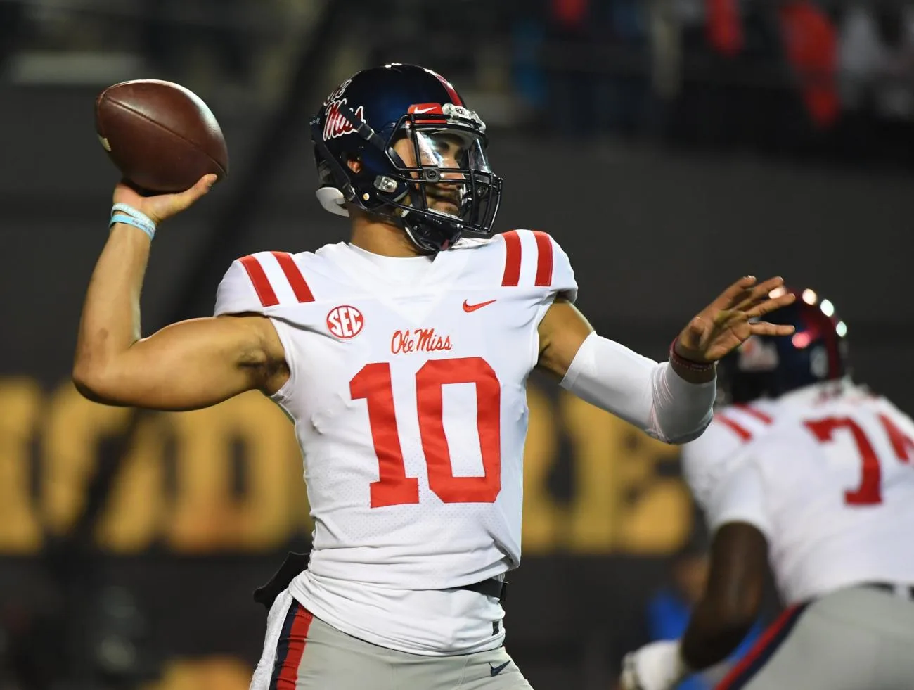 Mississippi State at Ole Miss 11/22/18 - College Football Picks & Predictions