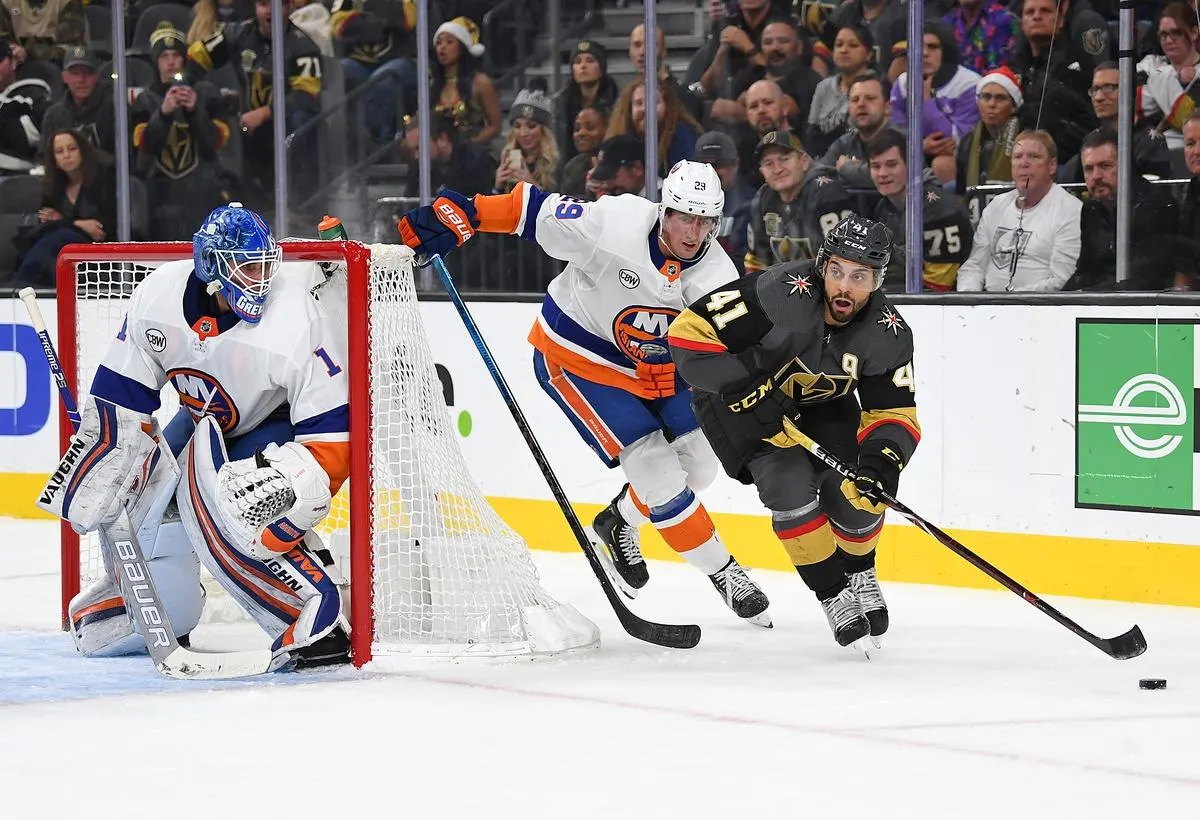 Canadians at Golden Knights 12/22/18 - NHL Picks & Predictions