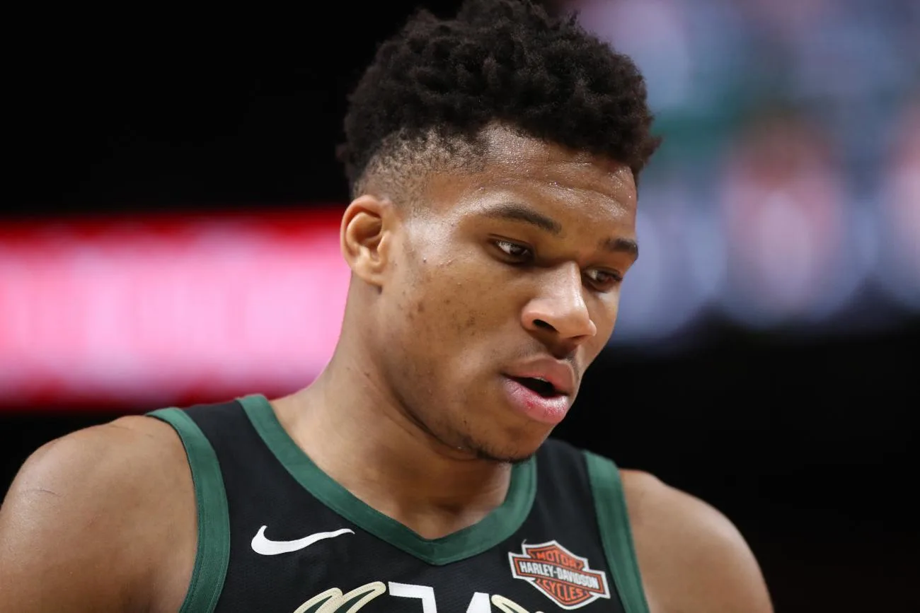 Mavericks at Bucks 1/21/19 - NBA Picks & Predictions