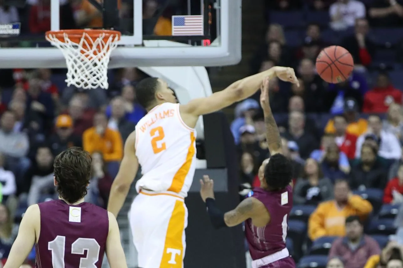 WVU at Tennessee 1/26/19 - College Basketball Picks & Predictions