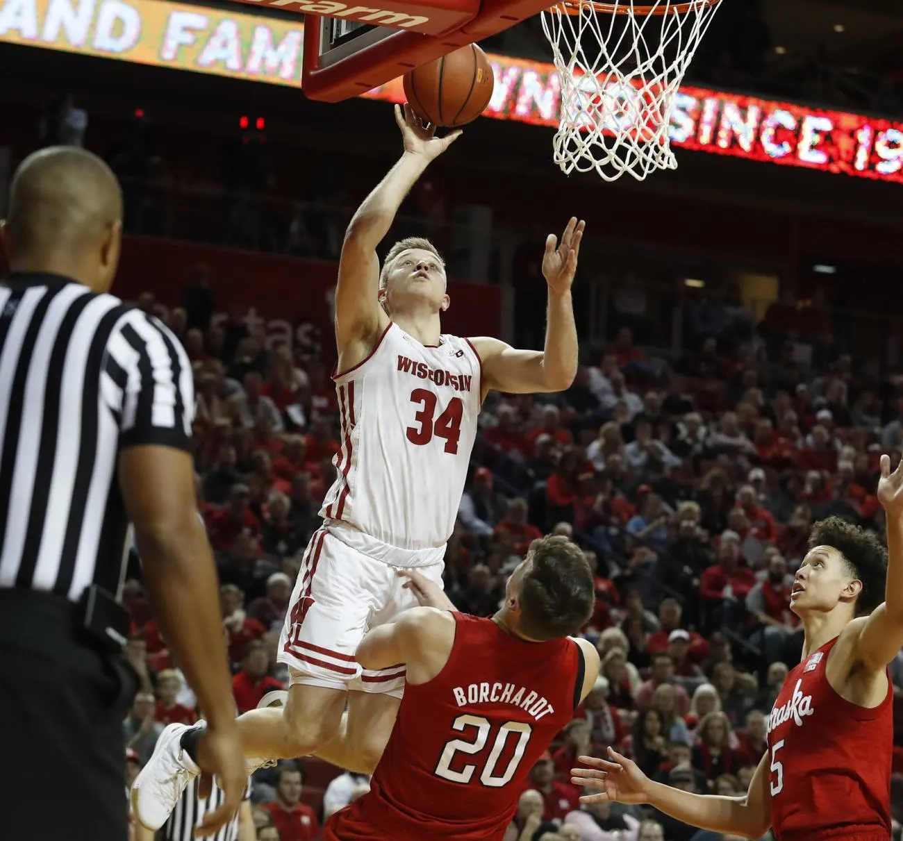 Maryland at Wisconsin 2/1/19 - College Basketball Picks & Predictions