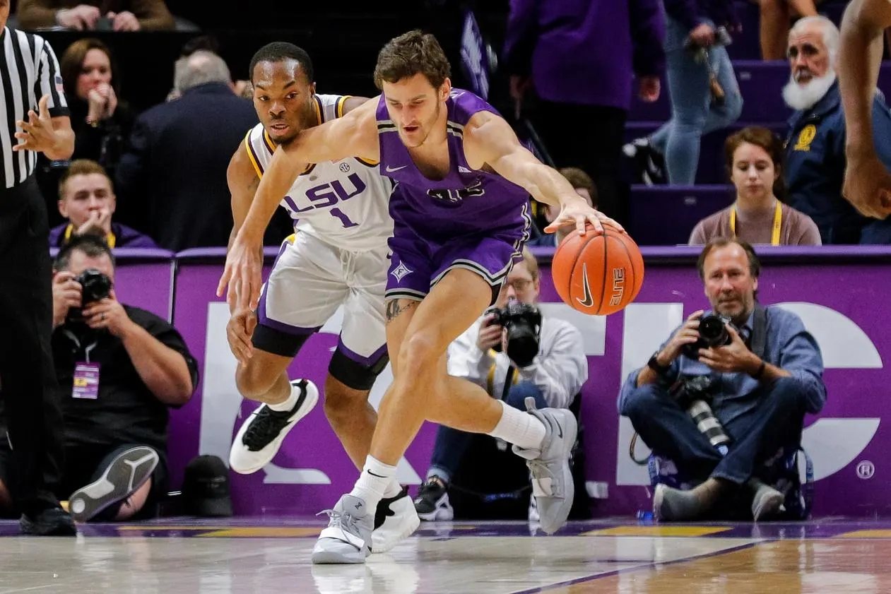 Wichita State at Furman 3/20/19 - NIT Basketball Picks & Predictions