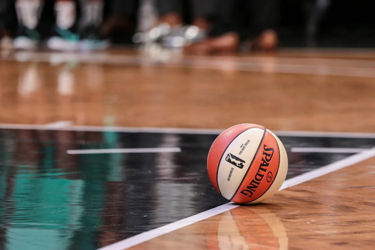 Dream at Sun 6/21/19 - WNBA Picks & Predictions