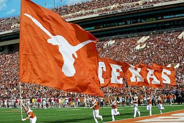 Texas Longhorns - College Football 2019 Season Preview