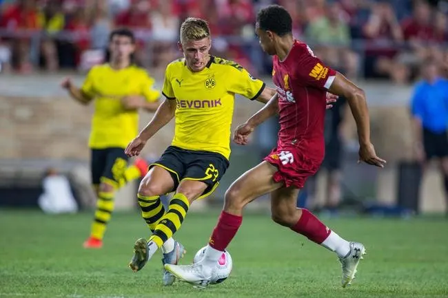 Schalke at Dortmund 5/16/20 - Bundesliga Picks & Predictions