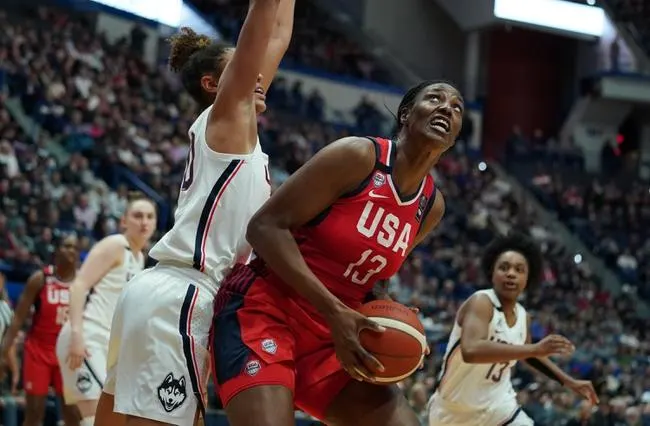Minnesota Lynx vs Connecticut Sun 8/1/20 - WNBA Picks & Predictions