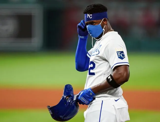 Chicago White Sox at Kansas City Royals 8/2/20 - MLB Picks & Predictions