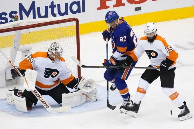 NY Islanders vs Philadelphia Flyers 8/30/20 - NHL Picks & Predictions