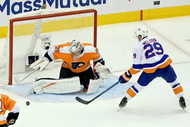 NY Islanders vs Philadelphia Flyers 9/3/20 - NHL Picks & Predictions