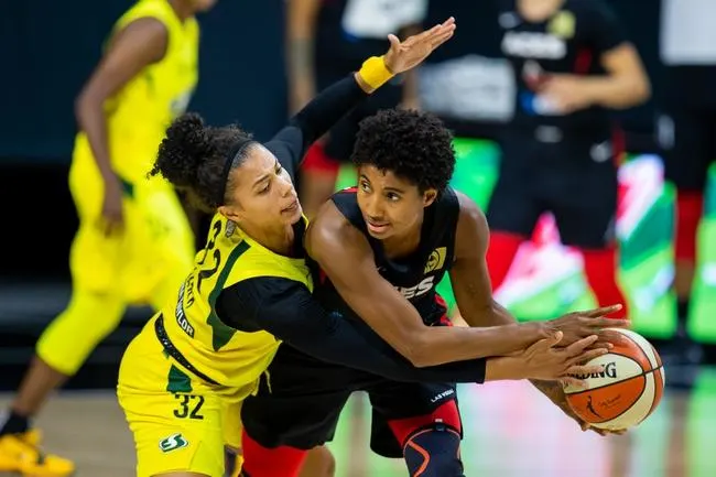 Seattle Storm vs Las Vegas Aces 10/4/20 - WNBA Picks & Predictions