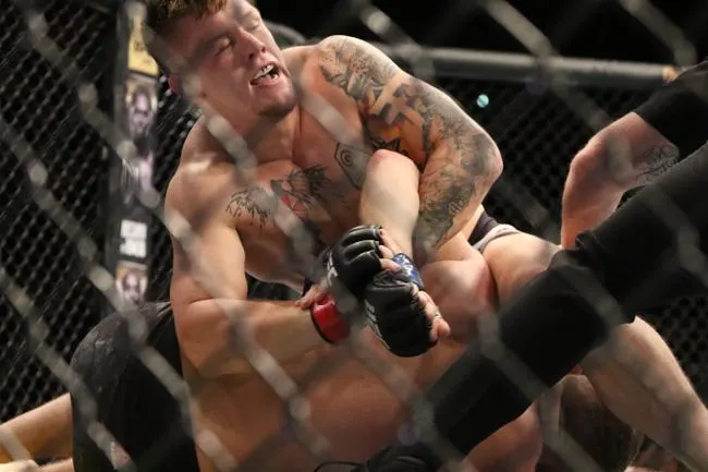 Jimmy Crute vs Modestas Bukauskas 10/17/20 – UFC Fight Night Picks & Predictions