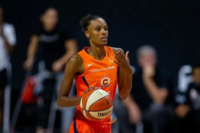 Connecticut Sun at Seattle Storm 5/25/21 - WNBA Picks & Predictions