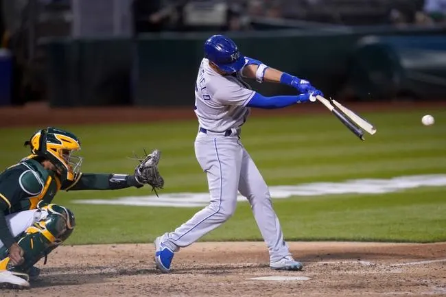 Kansas City Royals at Oakland Athletics 6/12/21 - MLB Picks & Predictions