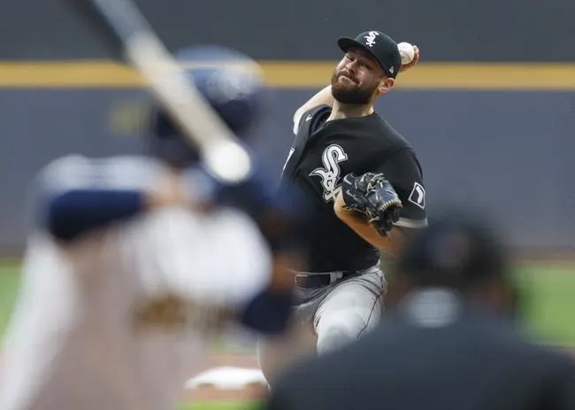 Chicago White Sox at Milwaukee Brewers 7/25/21 - MLB Picks & Predictions