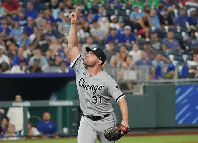 Chicago White Sox at Kansas City Royals 7/29/21 - MLB Picks & Predictions