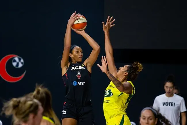 Washington Mystics at Las Vegas Aces 8/17/21 - WNBA Picks & Predictions