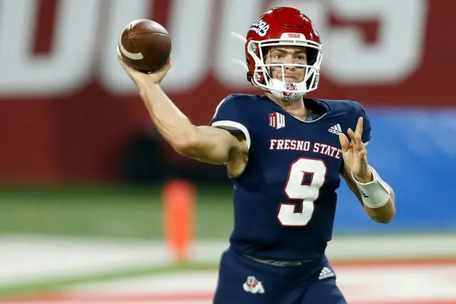 Connecticut at Fresno State 8/28/21 - College Football Picks & Predictions