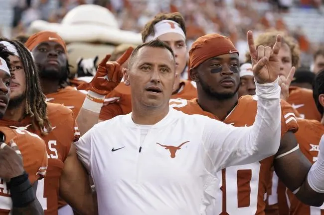 Texas at Arkansas 9/11/21 - College Football Picks & Predictions