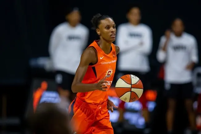 Atlanta Dream at Connecticut Sun 9/19/21 - WNBA Picks & Predictions