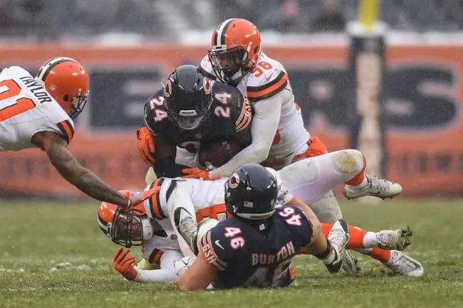 Chicago Bears at Cleveland Browns 9/26/21 - NFL Picks & Predictions