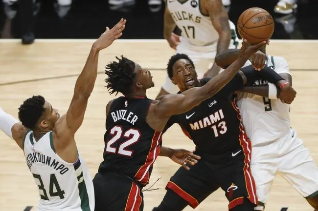 Atlanta Hawks at Miami Heat 10/4/21 - NBA Picks & Predictions