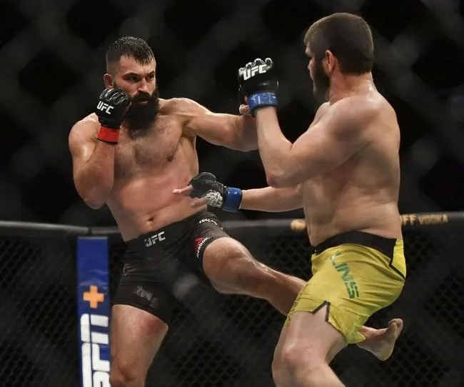 Carlos Felipe vs Andrei Arlovski 10/16/21 - UFC Picks & Predictions