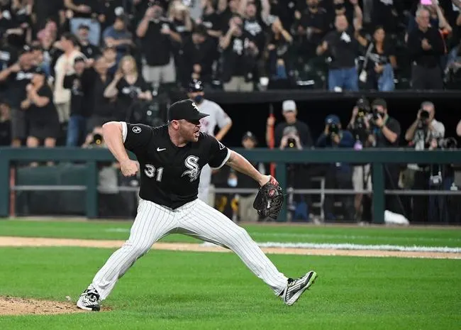 Houston Astros at Chicago White Sox 10/12/21 - MLB Picks & Predictions