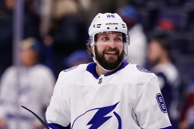 Colorado Avalanche at Tampa Bay Lightning 10/23/21 - NHL Picks & Predictions