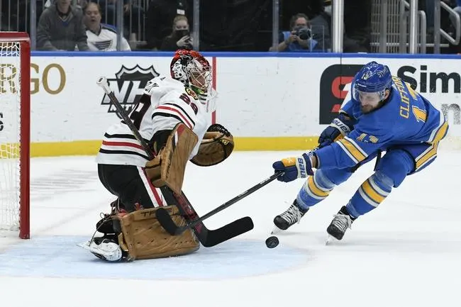 St. Louis Blues at Chicago Blackhawks 11/26/21 - NHL Picks & Predictions