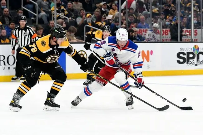 New York Rangers at Boston Bruins 11/26/21 - NHL Picks & Predictions