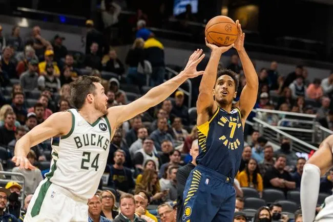 Milwaukee Bucks at Indiana Pacers 11/28/21 - NBA Picks & Predictions