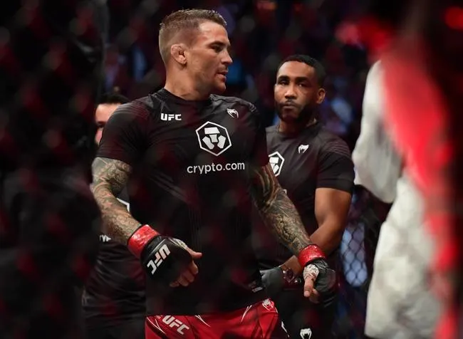 Charles Oliveira vs. Dustin Poirier 12/11/21 - UFC 269 Picks & Predictions