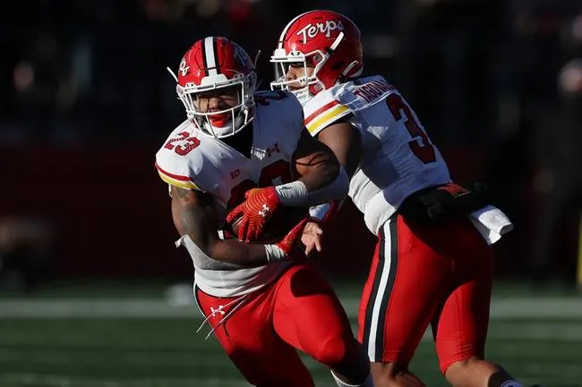 Maryland vs Virginia Tech 12/29/21 - Pinstripe Bowl Picks & Predictions