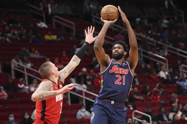 Boston Celtics at Philadelphia 76ers 1/14/22 - NBA Picks & Predictions