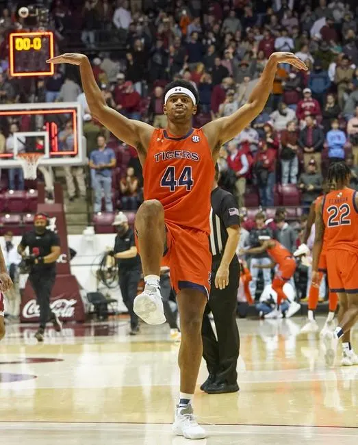 Auburn at Ole Miss 1/15/22 - College Basketball Picks & Predictions