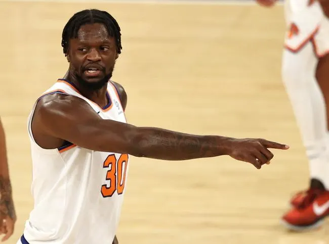Charlotte Hornets at New York Knicks 1/17/22 - NBA Picks & Predictions