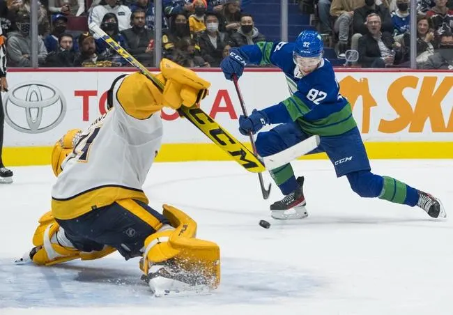 Vancouver Canucks at Nashville Predators 1/18/22 - NHL Picks & Predictions