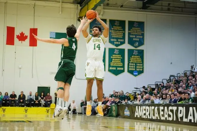 Binghamton vs Vermont 3/9/22 - College Basketball Picks & Predictions