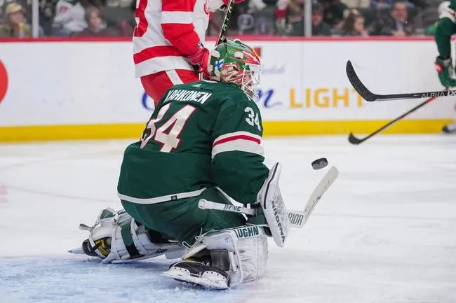 Minnesota Wild at Detroit Red Wings 3/10/22 - NHL Picks & Predictions