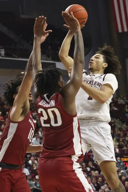 Texas A&M vs Arkansas 3/12/22 - College Basketball Picks & Predictions