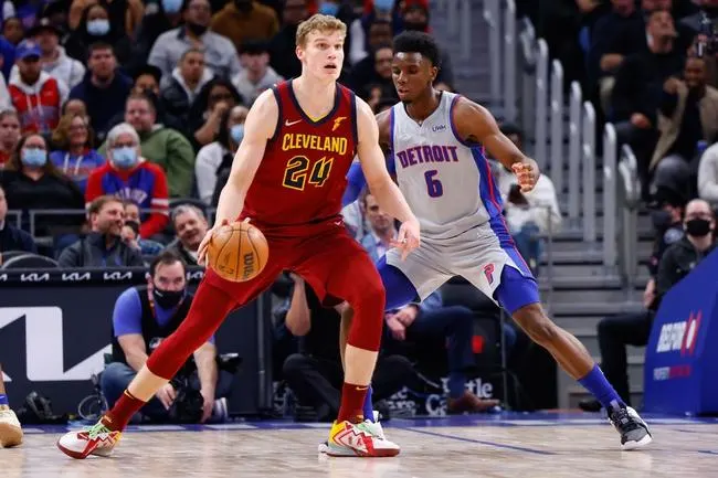 Detroit Pistons at Cleveland Cavaliers 3/19/22 - NBA Picks & Predictions