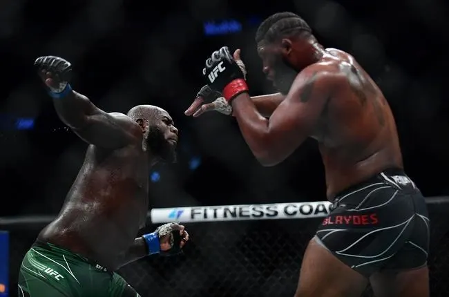 Chris Daukaus at Curtis Blaydes 3/26/22 - UFC Picks & Predictions